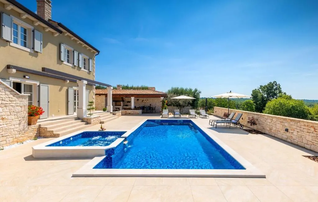 Beautiful Villa Bel Fiore In Sv Lovrec Vošteni 0*,